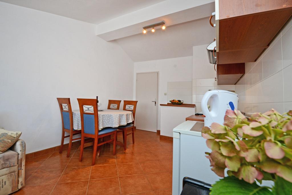 Apartment Lili Porec Exterior photo