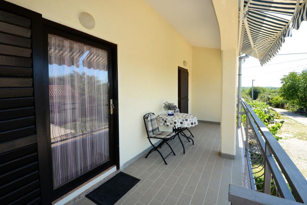 Apartment Lili Porec Exterior photo